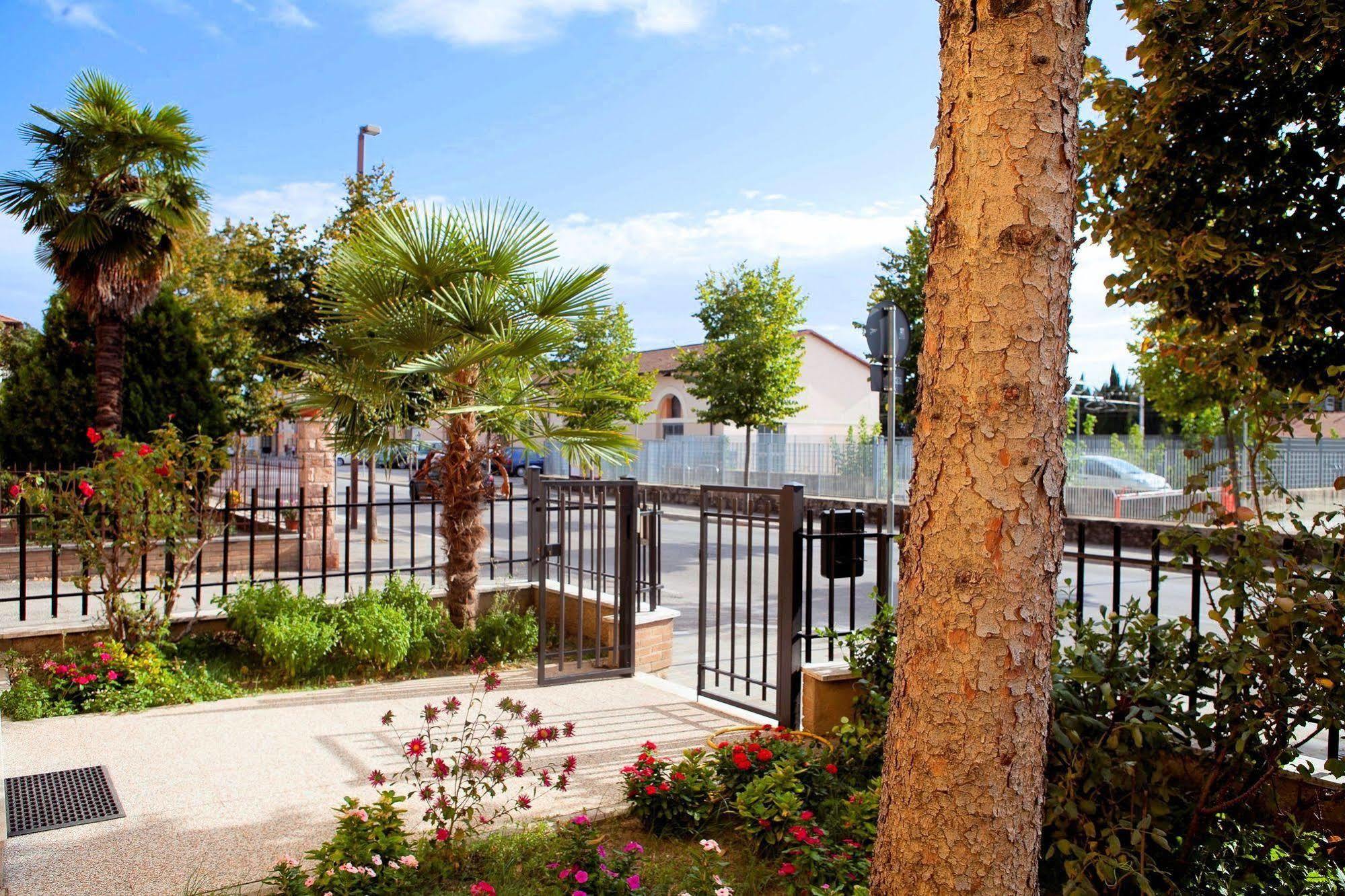 As Easy Apartment Assisi Exterior photo